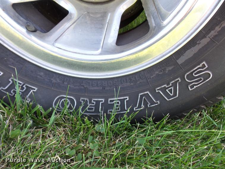 image for item DH9065 1993 Ford F150 pickup truck