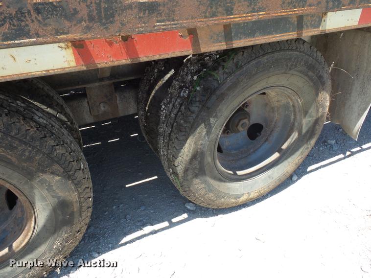 image for item DH9067 2000 L&L equipment trailer