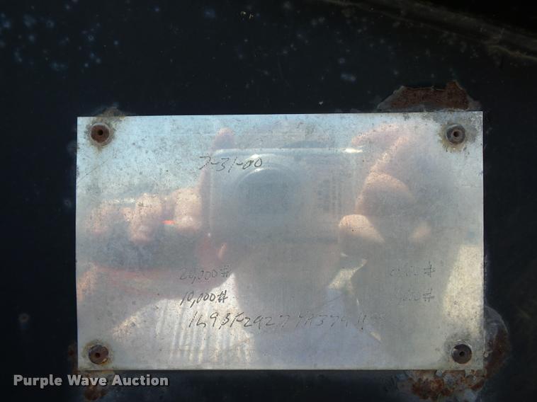 image for item DH9067 2000 L&L equipment trailer