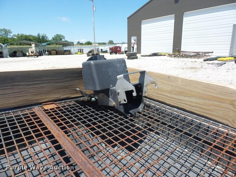 image for item DH9068 Salt Dogg spreader