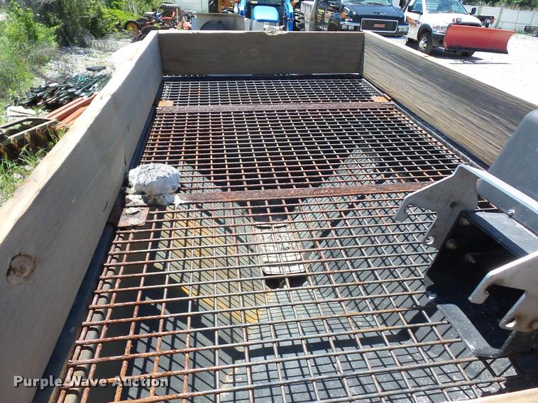 image for item DH9068 Salt Dogg spreader