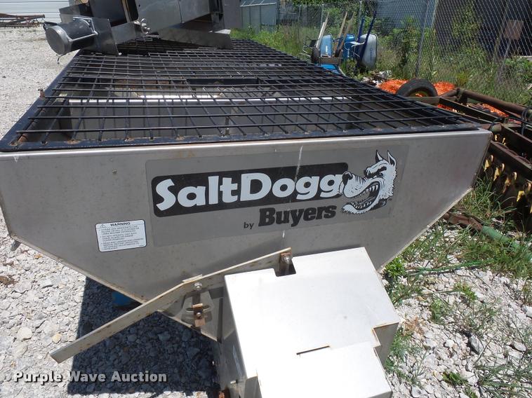 image for item DH9069 Salt Dogg spreader