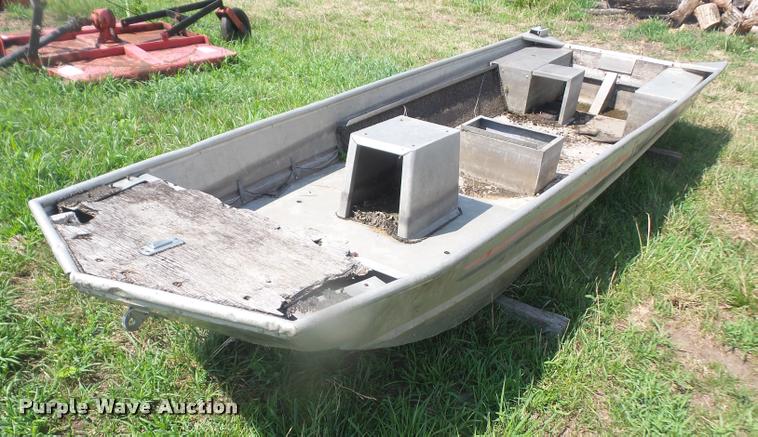 image for item DK9478 Lowe aluminum boat