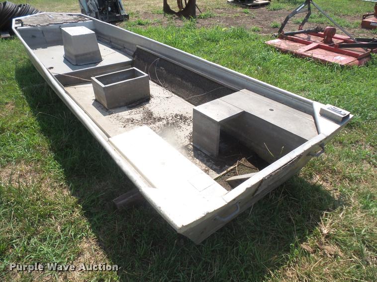 image for item DK9478 Lowe aluminum boat