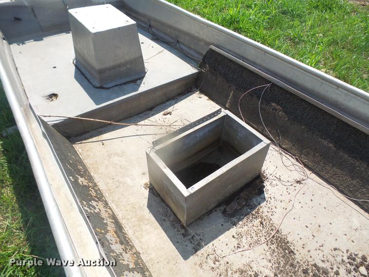 image for item DK9478 Lowe aluminum boat