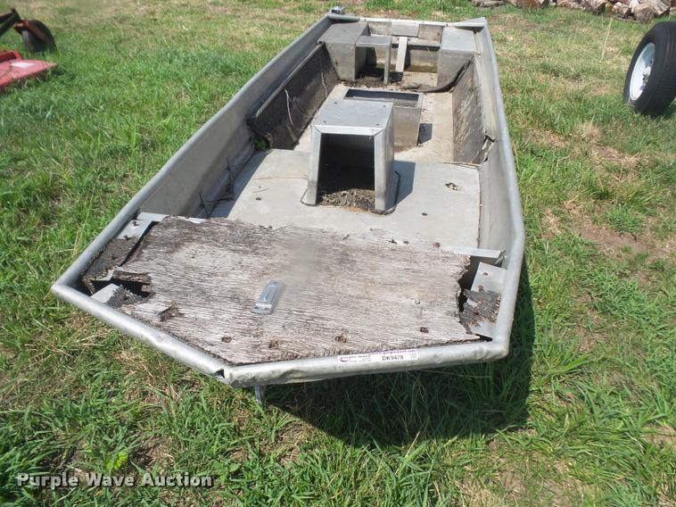 image for item DK9478 Lowe aluminum boat