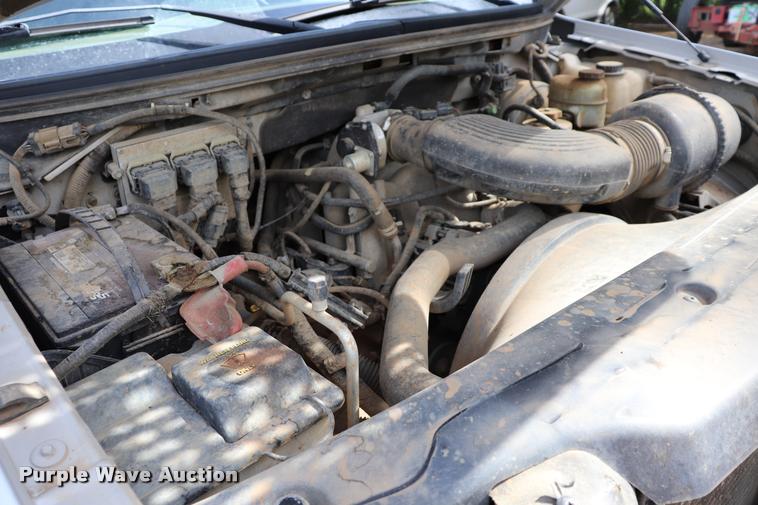 image for item DK9544 2004 Ford F150 SuperCab pickup truck