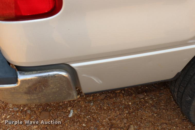 image for item DK9544 2004 Ford F150 SuperCab pickup truck