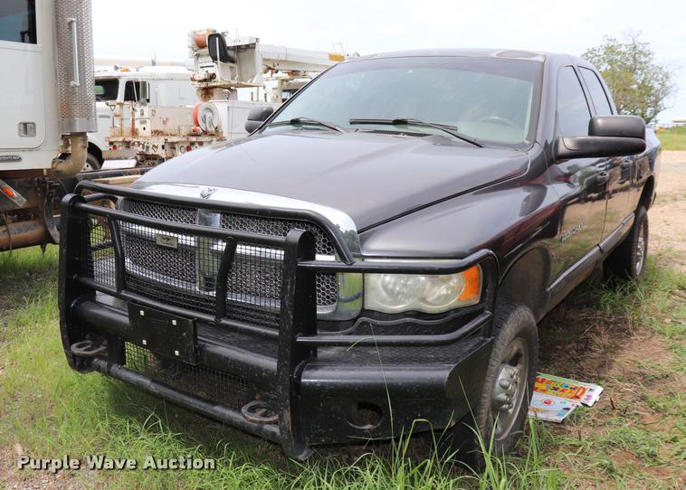 image for item DK9546 2004 Dodge Ram 2500 SLT Quad Cab pickup truck