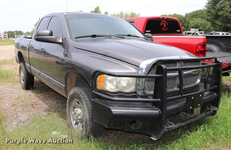 image for item DK9546 2004 Dodge Ram 2500 SLT Quad Cab pickup truck
