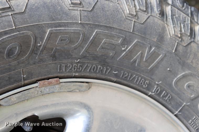 image for item DK9546 2004 Dodge Ram 2500 SLT Quad Cab pickup truck