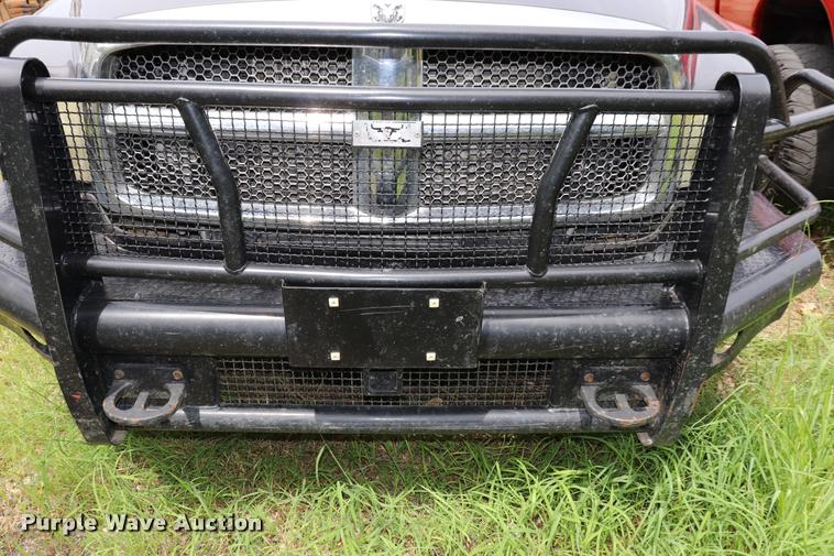 image for item DK9546 2004 Dodge Ram 2500 SLT Quad Cab pickup truck