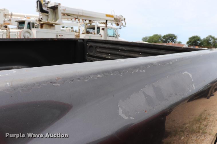 image for item DK9546 2004 Dodge Ram 2500 SLT Quad Cab pickup truck