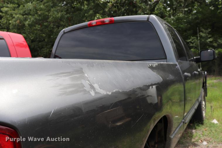 image for item DK9546 2004 Dodge Ram 2500 SLT Quad Cab pickup truck