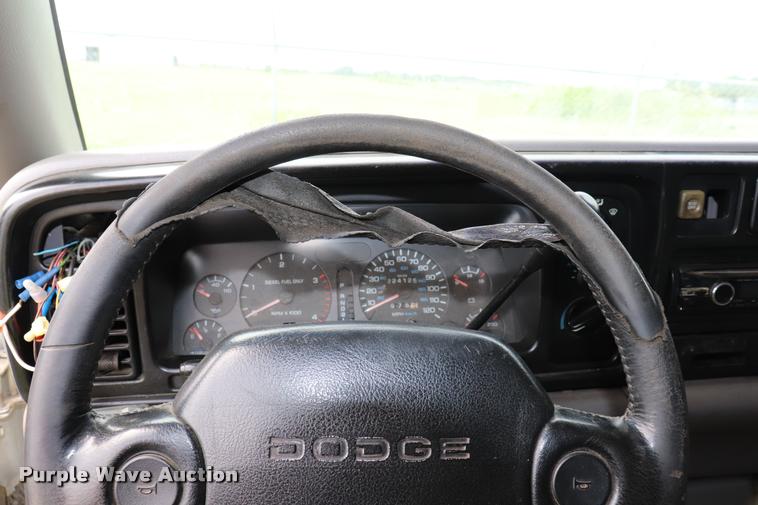 image for item DK9547 1995 Dodge Ram 2500 pickup truck