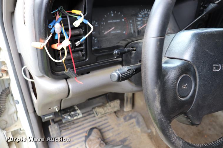 image for item DK9547 1995 Dodge Ram 2500 pickup truck