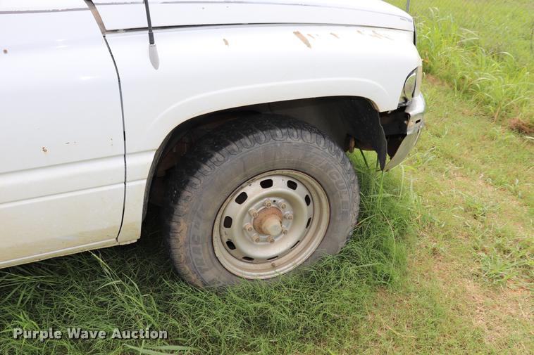 image for item DK9547 1995 Dodge Ram 2500 pickup truck
