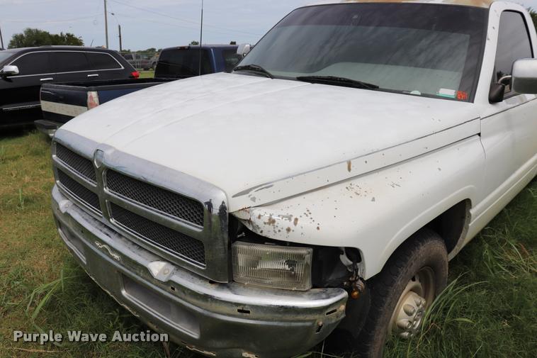 image for item DK9547 1995 Dodge Ram 2500 pickup truck