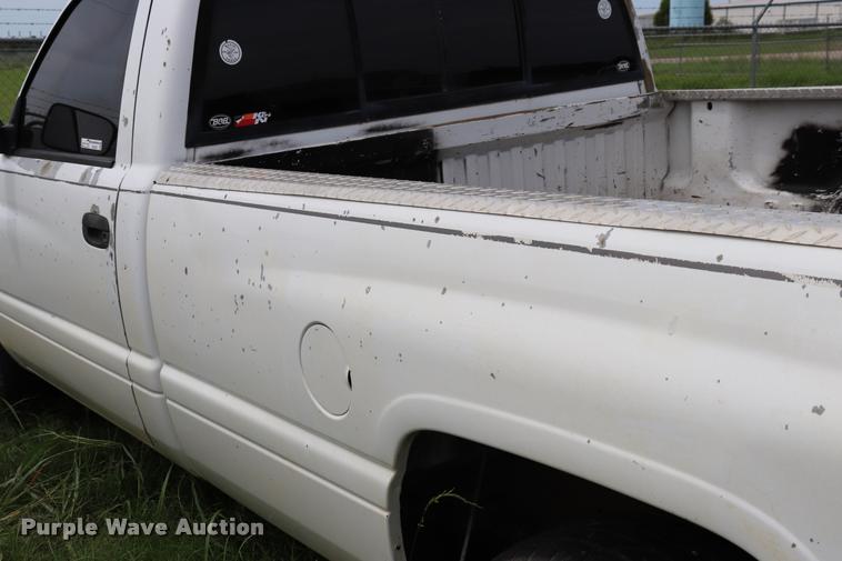 image for item DK9547 1995 Dodge Ram 2500 pickup truck
