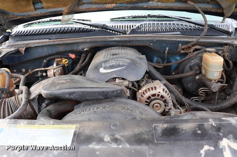 image for item DK9548 2001 Chevrolet Silverado 1500 Z71 Ext. Cab pickup truck