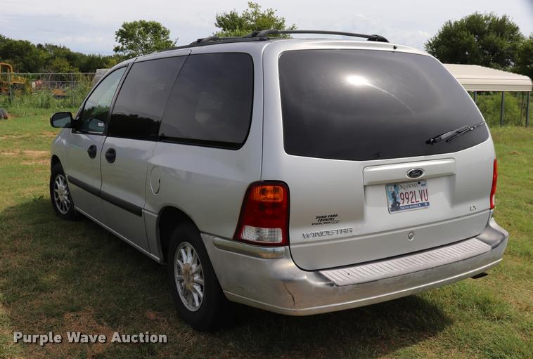 image for item DK9549 2002 Ford Windstar LX van