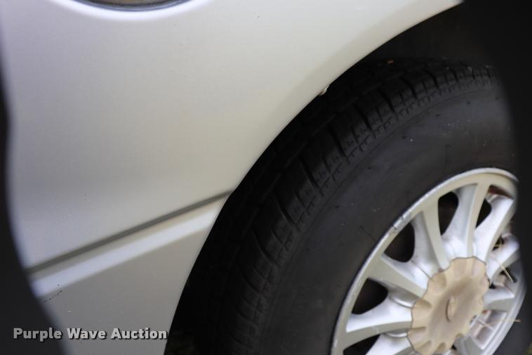 image for item DK9549 2002 Ford Windstar LX van