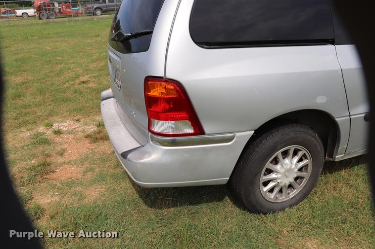 image for item DK9549 2002 Ford Windstar LX van