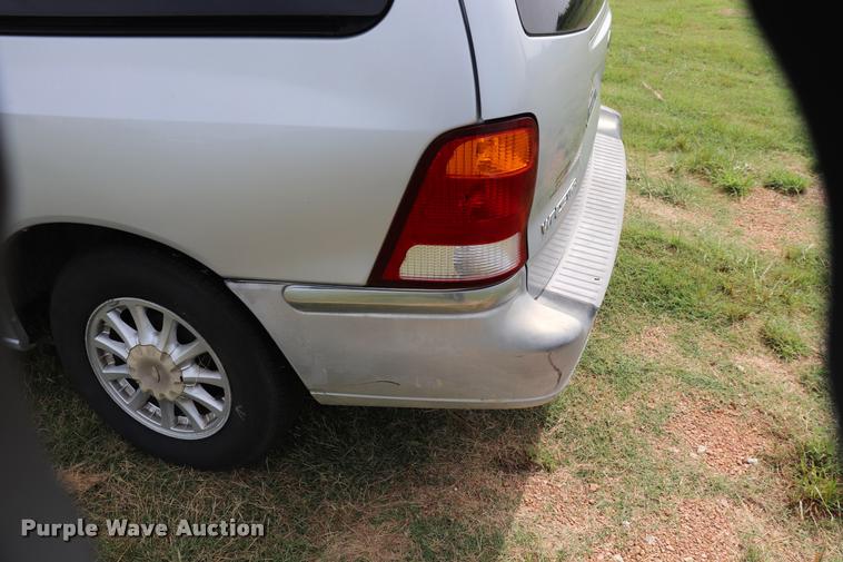 image for item DK9549 2002 Ford Windstar LX van