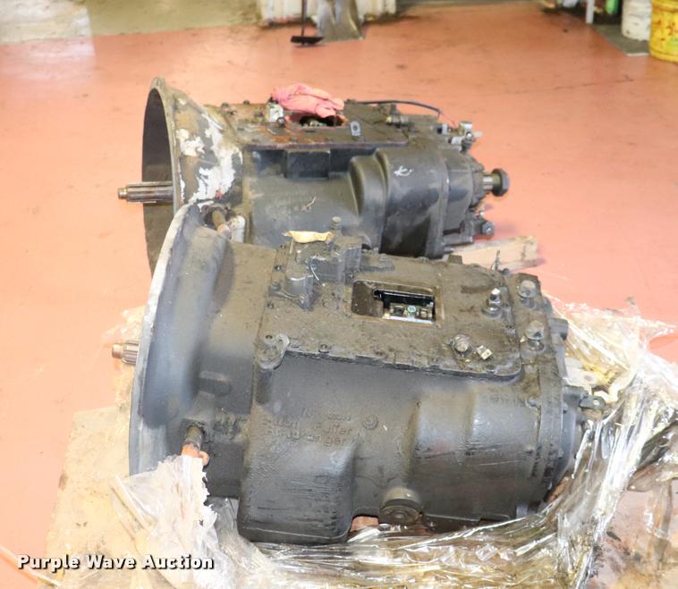 image for item DK9551 (2) Eaton Fuller transmissions