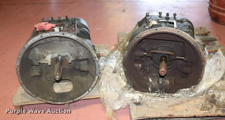 image for item DK9551 (2) Eaton Fuller transmissions