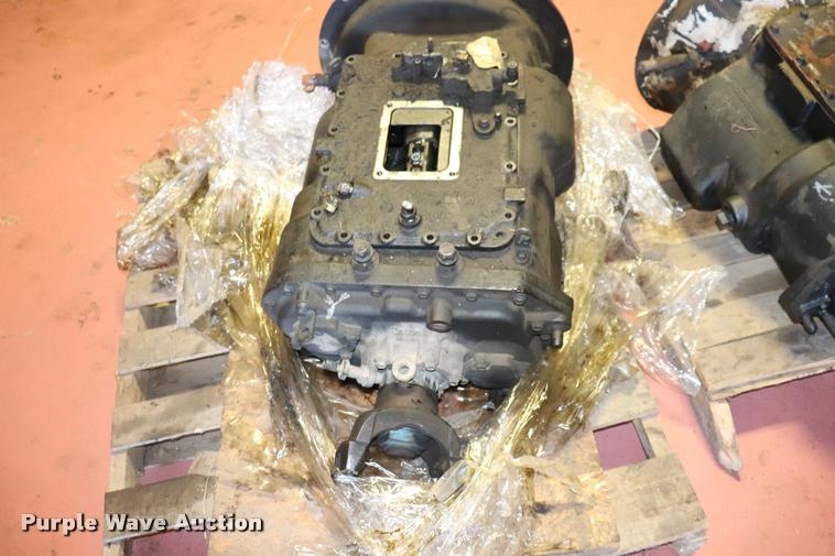 image for item DK9551 (2) Eaton Fuller transmissions