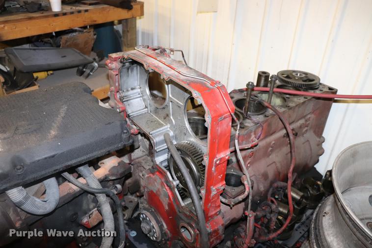 image for item DK9552 (3) six cylinder diesel engines