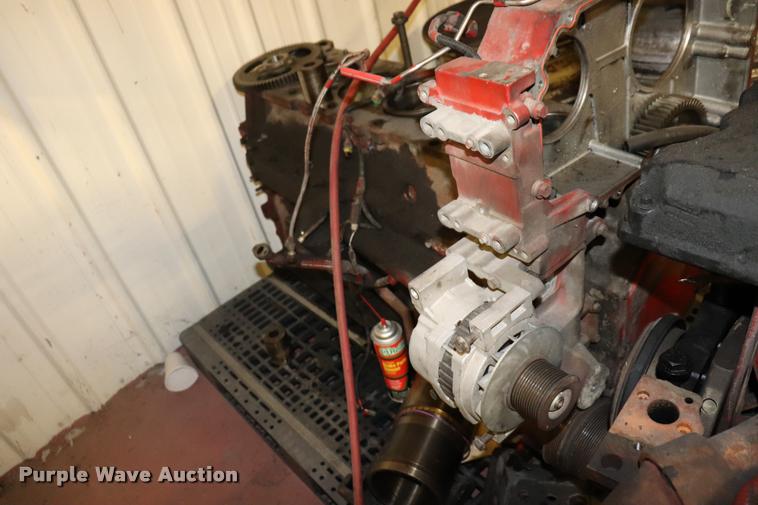 image for item DK9552 (3) six cylinder diesel engines