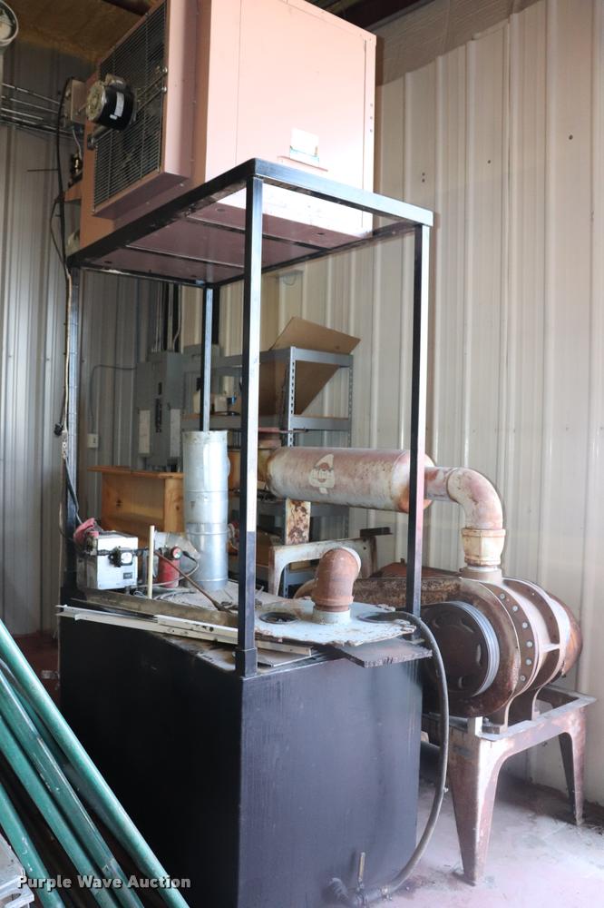 image for item DK9554 AO Smith oil heater