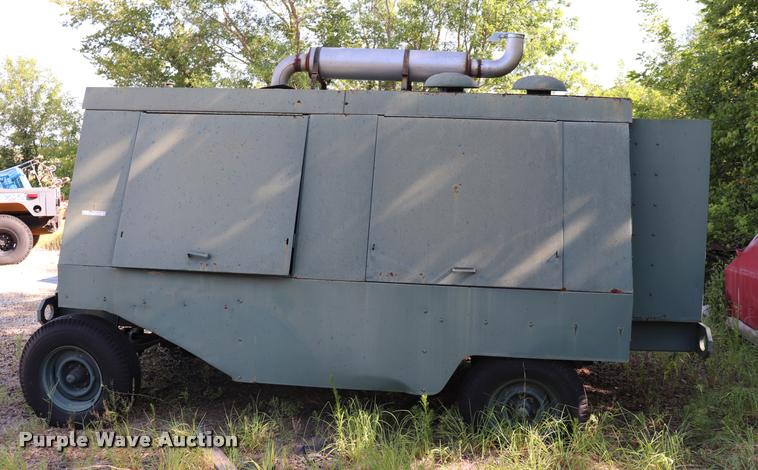 image for item DK9556 Military air compressor