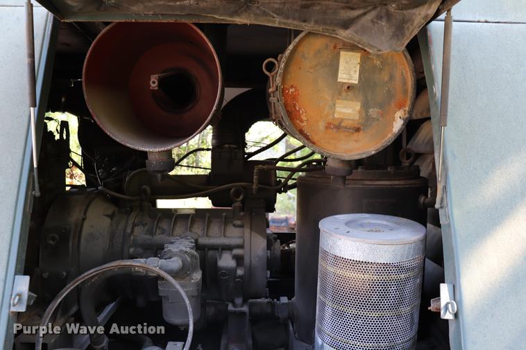 image for item DK9556 Military air compressor