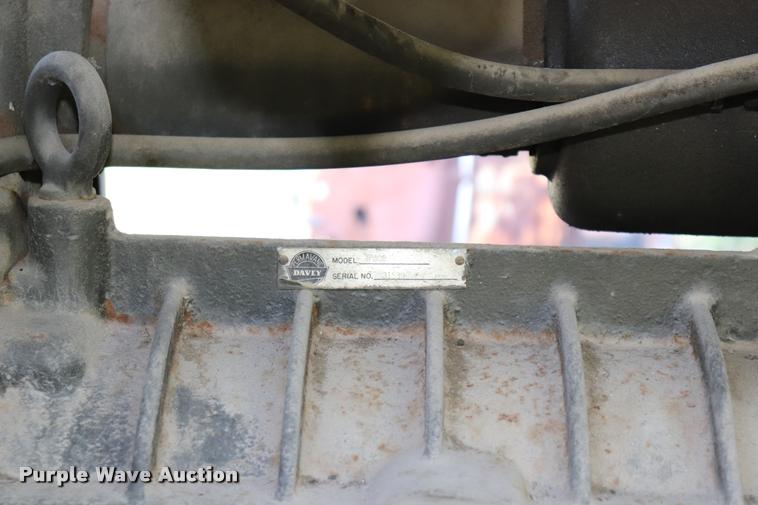 image for item DK9556 Military air compressor