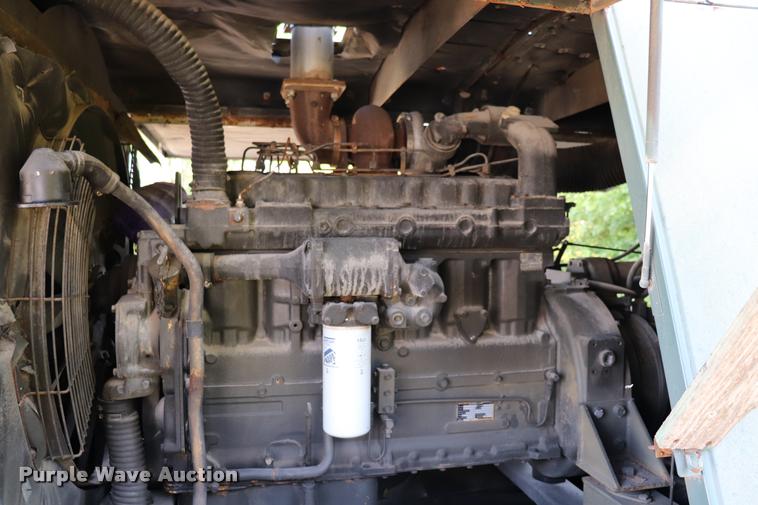 image for item DK9556 Military air compressor