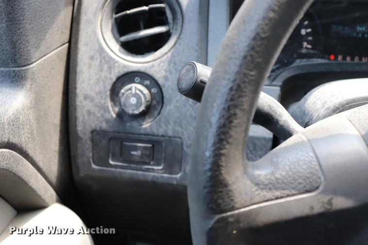 image for item DK9557 2011 Ford F150 SuperCab pickup truck