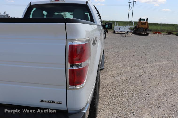 image for item DK9557 2011 Ford F150 SuperCab pickup truck