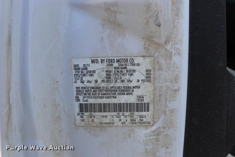 image for item DK9557 2011 Ford F150 SuperCab pickup truck