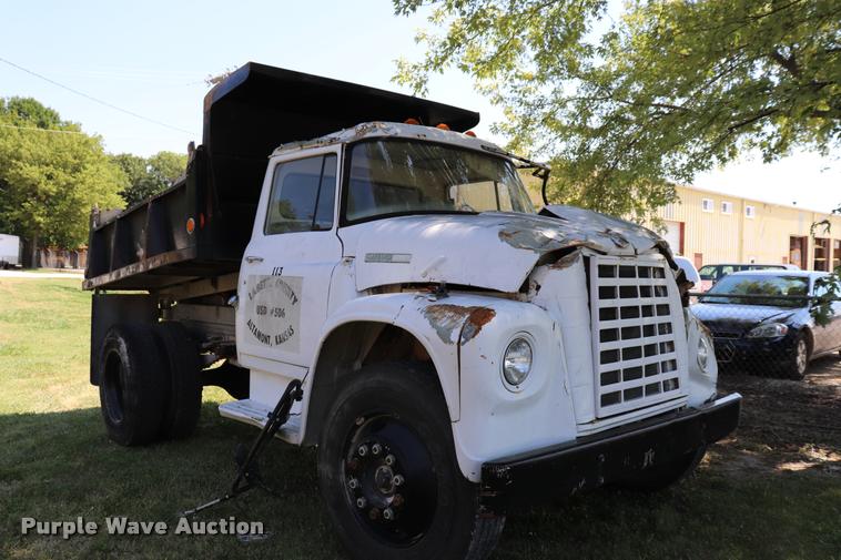 image for item DK9559 1976 International 1600 dump truck