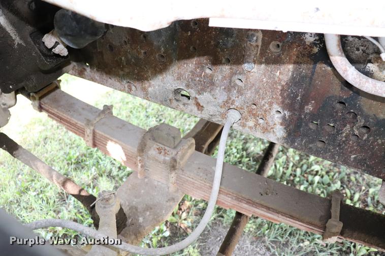 image for item DK9559 1976 International 1600 dump truck