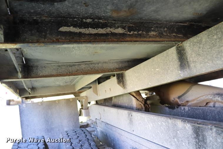 image for item DK9559 1976 International 1600 dump truck