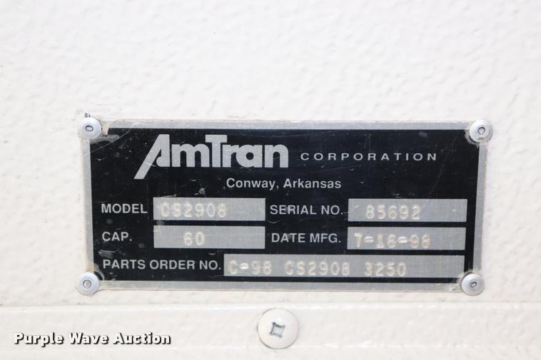 image for item DK9560 1998 International 3800 school bus
