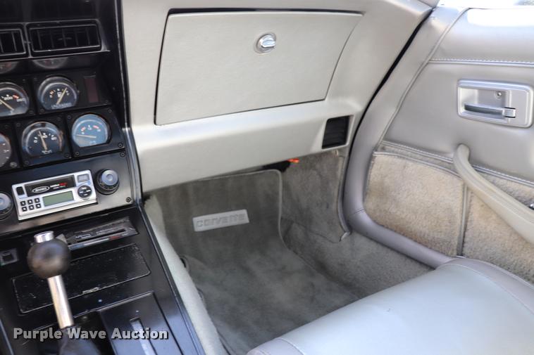 image for item DK9562 1978 Chevrolet Corvette pace car edition