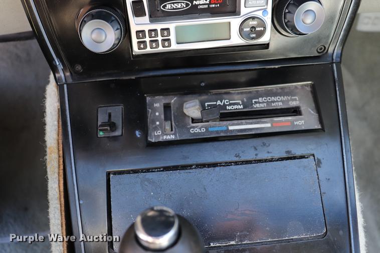 image for item DK9562 1978 Chevrolet Corvette pace car edition