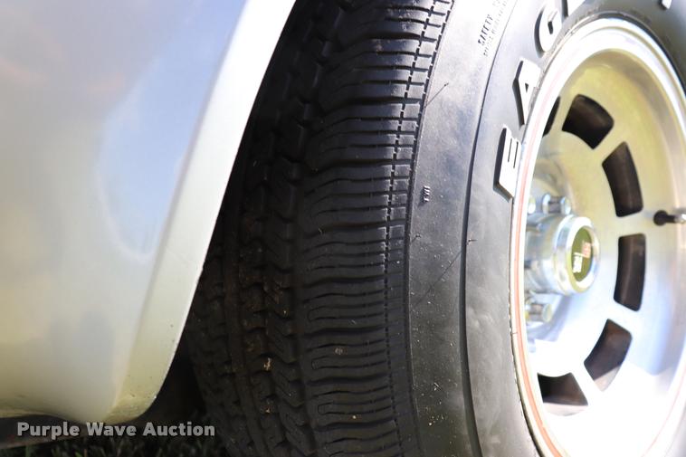 image for item DK9562 1978 Chevrolet Corvette pace car edition