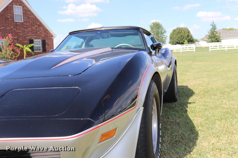 image for item DK9562 1978 Chevrolet Corvette pace car edition