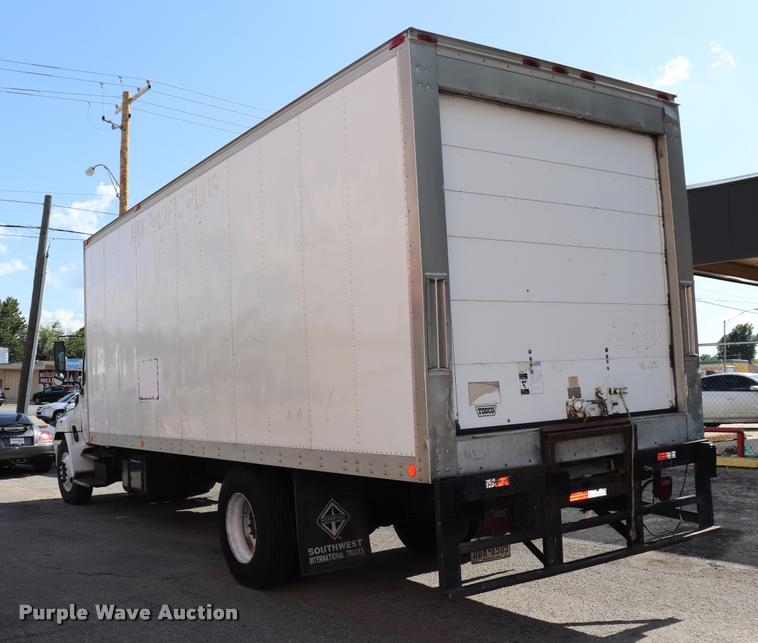 image for item DK9569 2006 Hino 268 refrigerated truck